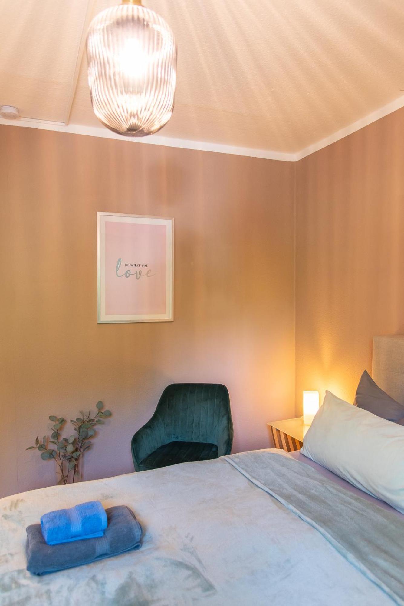Smart & Cozy Apartment - Balkon, Netflix, Nespresso Chemnitz Eksteriør billede